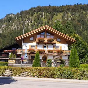 Gaestehaus Muenchner Kindl 3*, Reit im Winkl Allemagne