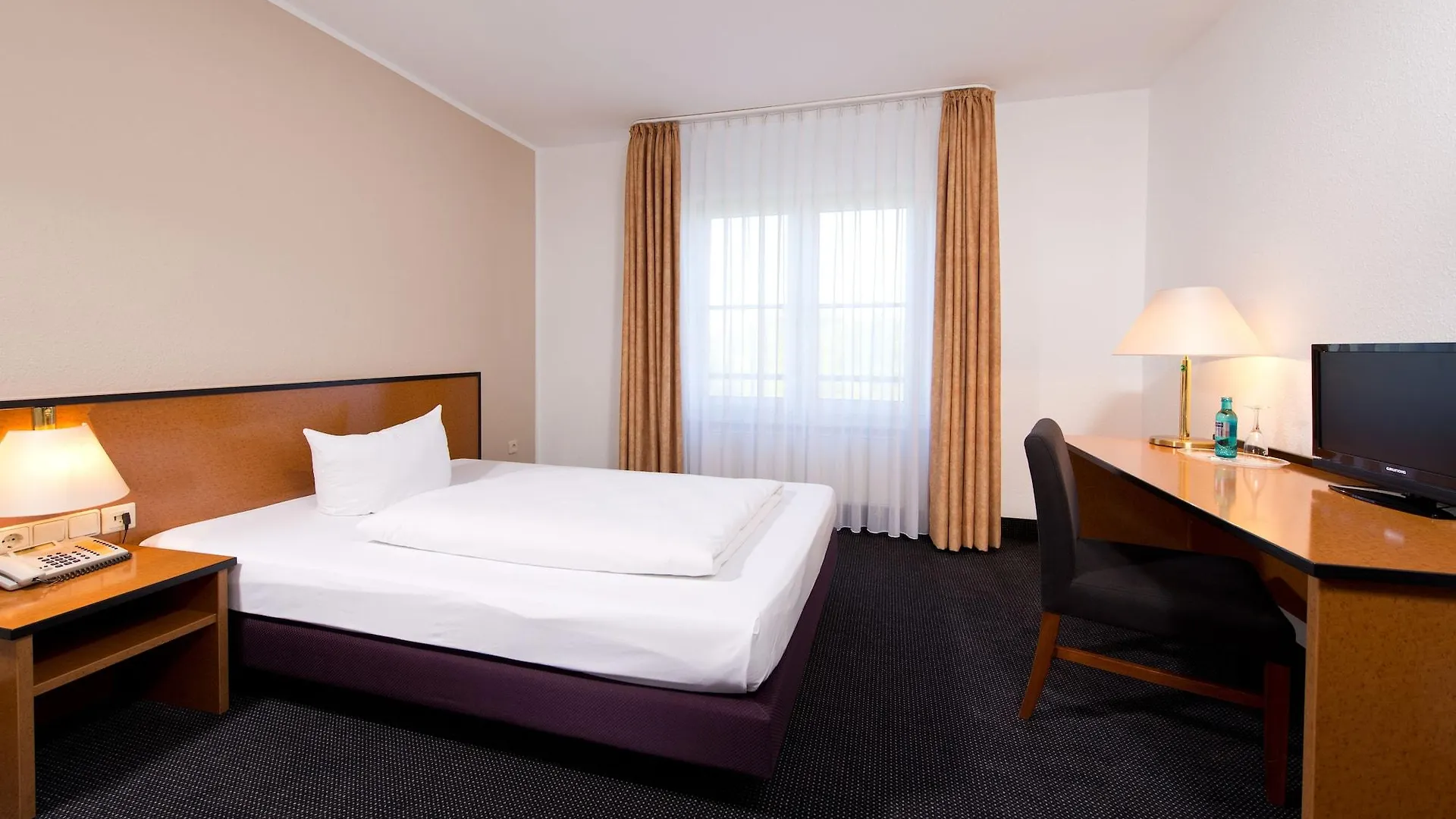 ***  Achat Hotel Frankfurt Airport Langen  Germany